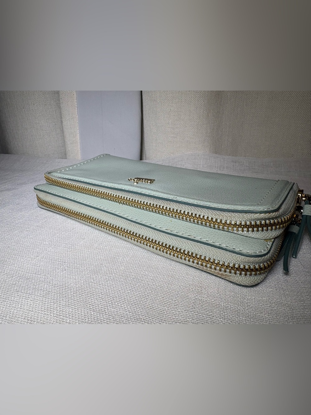 Kate Spade New York Mint Green Pebbled Leather Double Zip Wristlet Wallet - Picture 6 of 11